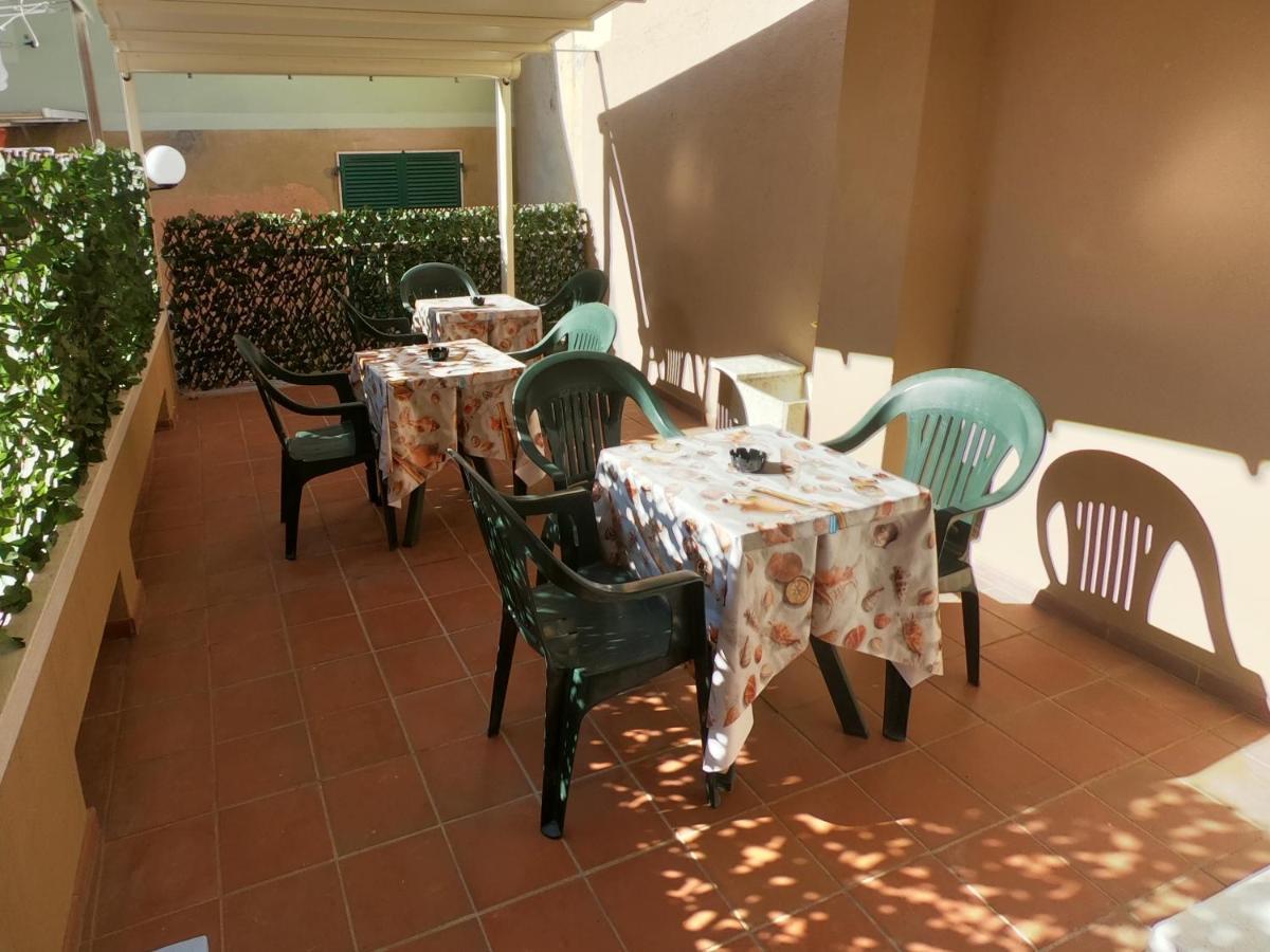 ואראצה Hotel Aurora מראה חיצוני תמונה