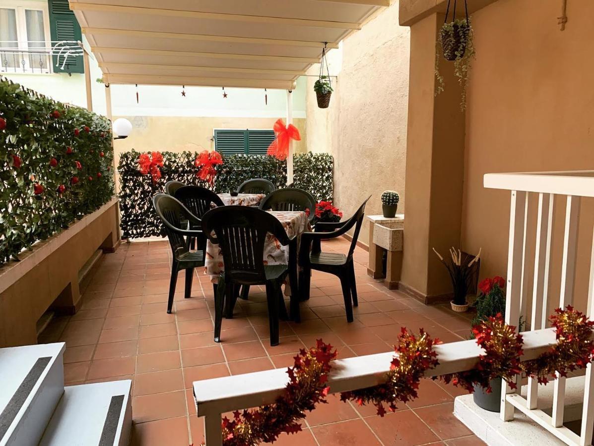 ואראצה Hotel Aurora מראה חיצוני תמונה